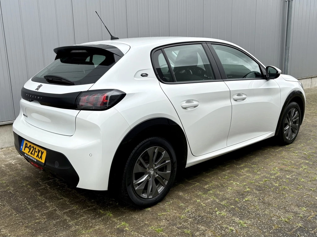 Hoofdafbeelding Peugeot e-208