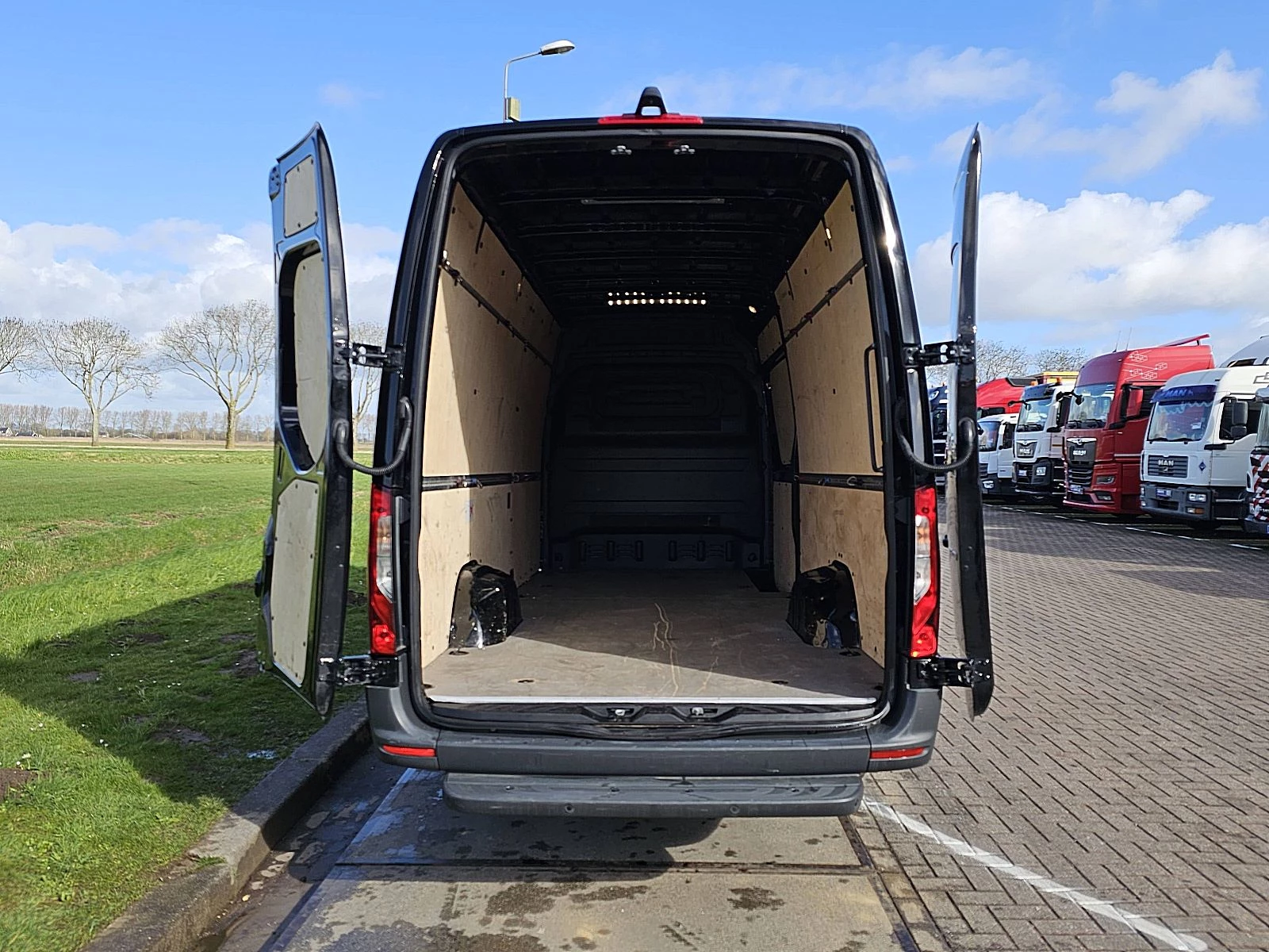 Hoofdafbeelding Mercedes-Benz Sprinter