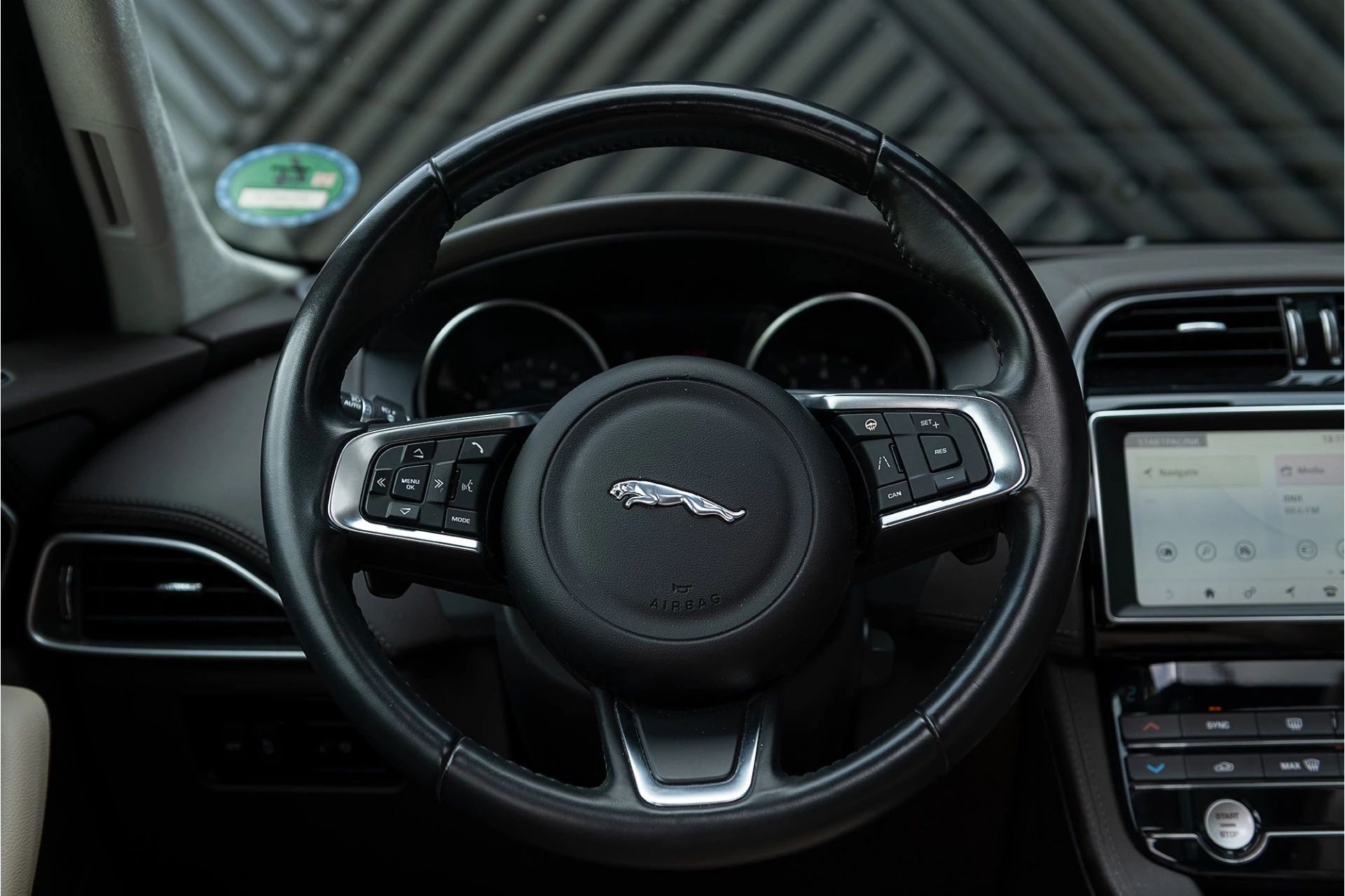 Hoofdafbeelding Jaguar F-PACE