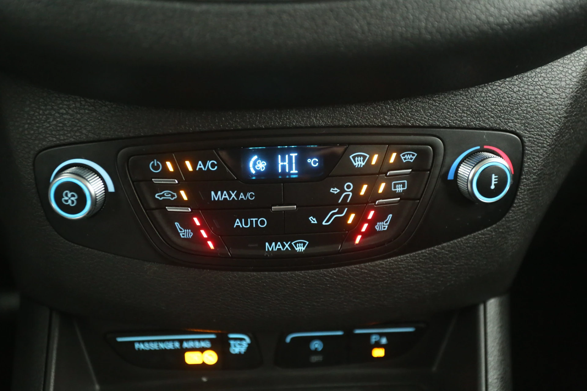 Hoofdafbeelding Ford Transit Courier