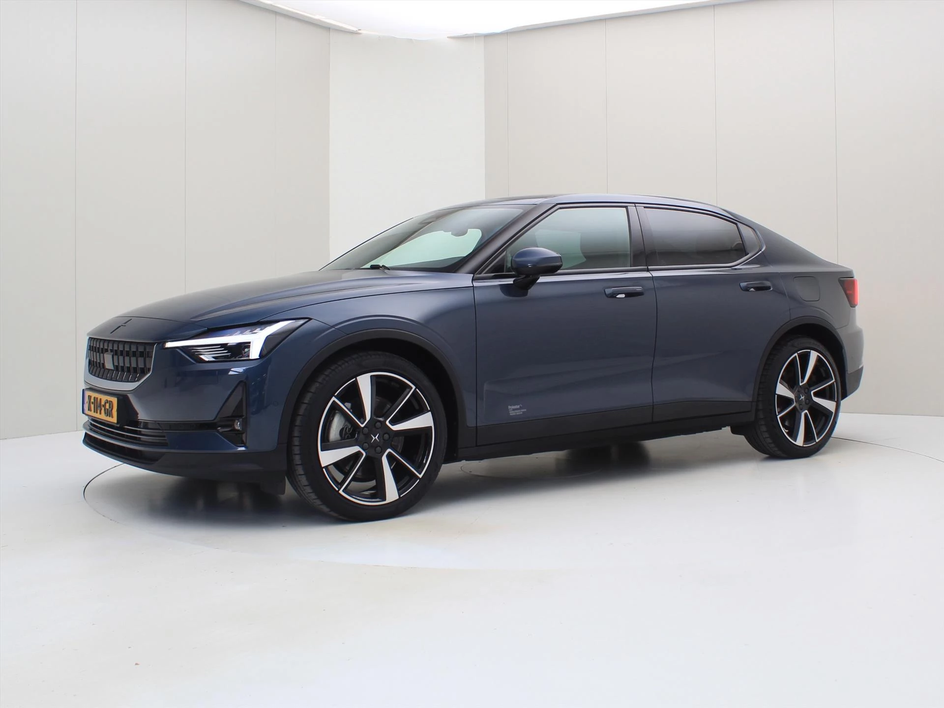 Hoofdafbeelding Polestar 2