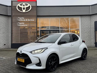 Toyota Yaris 1.5 HYBRID EXECUTIVE NL-AUTO 17'' LM-VELGEN BSM HALF-LEDER STOELVERW PARK-SENSOREN NAVI LED KEYLESS