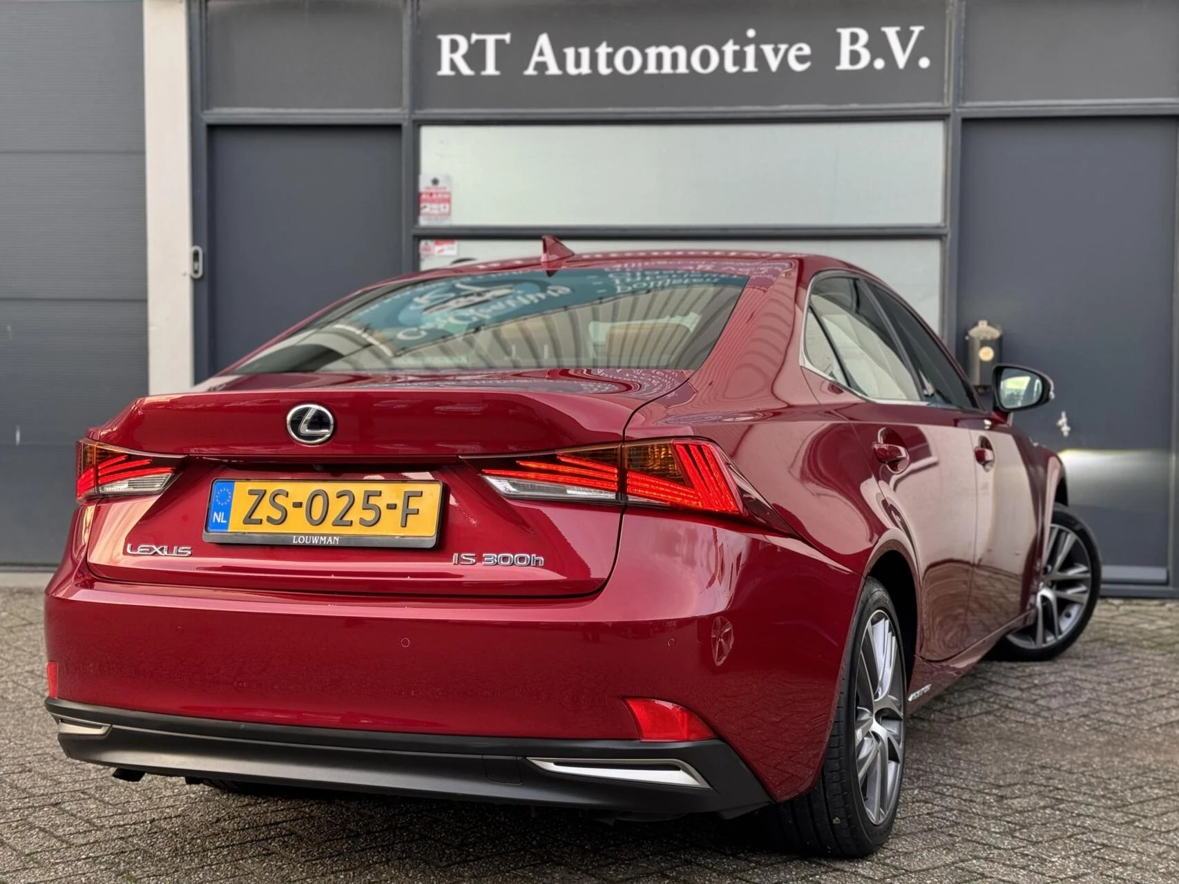 Hoofdafbeelding Lexus IS