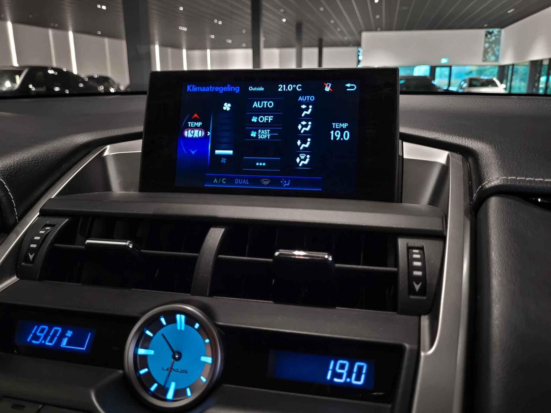 Hoofdafbeelding Lexus NX