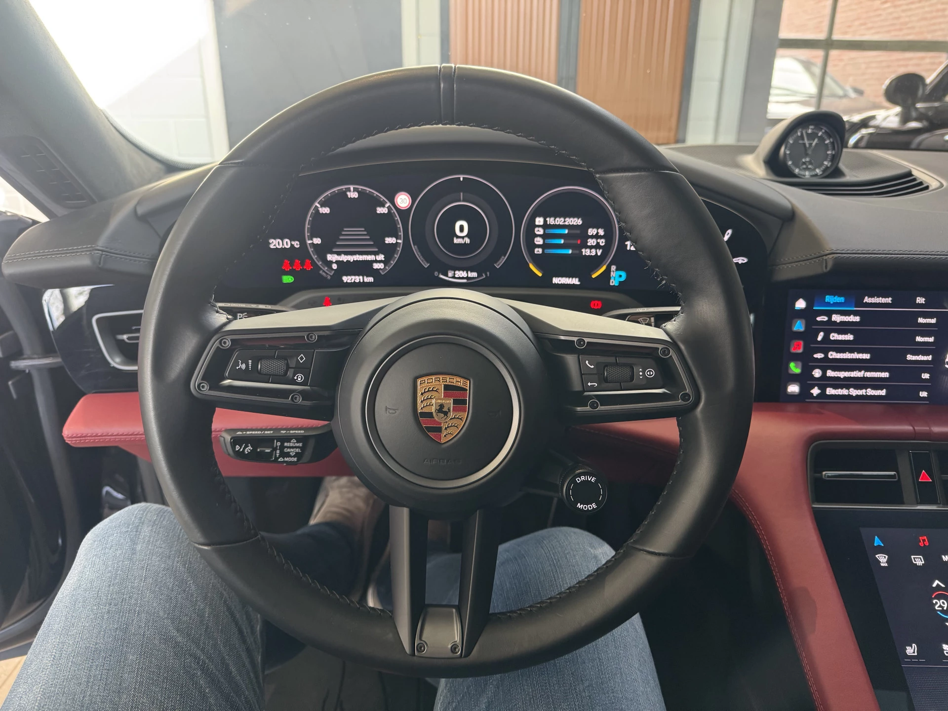 Hoofdafbeelding Porsche Taycan