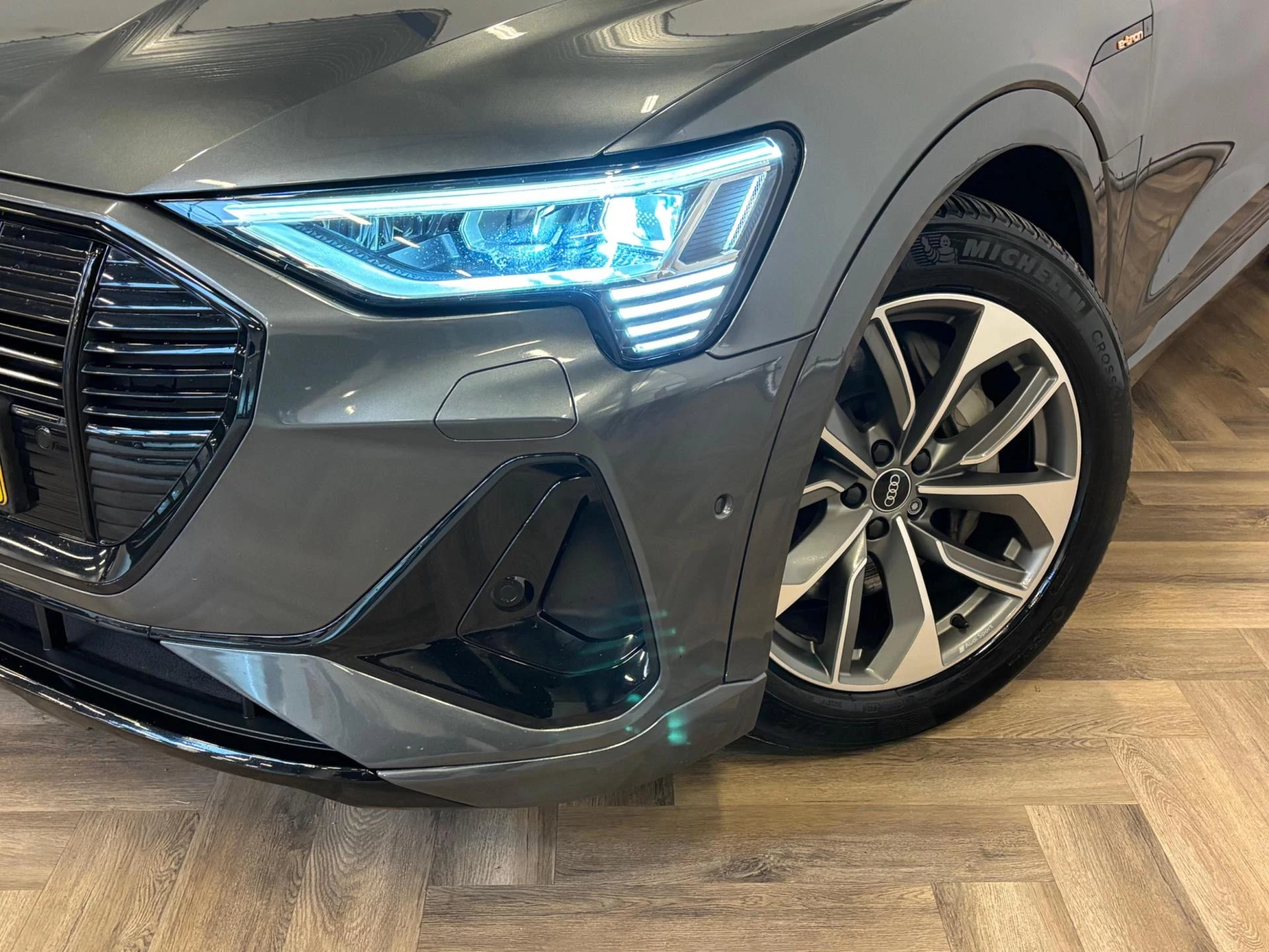 Hoofdafbeelding Audi e-tron