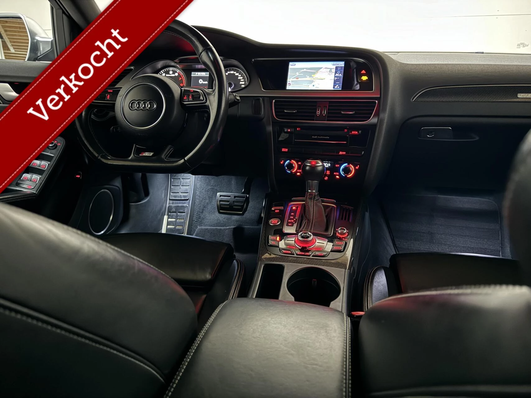 Hoofdafbeelding Audi S4