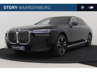 Hoofdafbeelding BMW 7 Serie BMW 7 Serie 750e xDrive High Executive M Sport Automaat / Panoramadak Sky Lounge / Trekhaak / Massagefunctie / Executive Drive Pro / Parking Assistant Professional / Active Steering