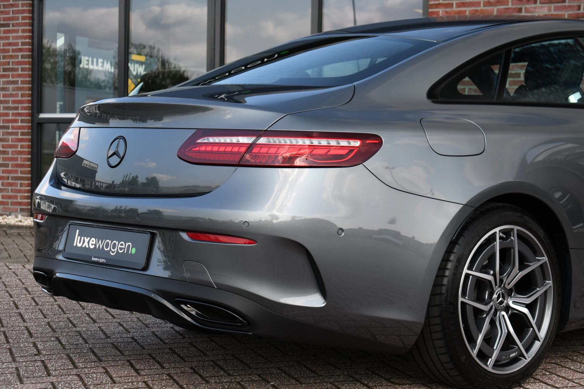 Hoofdafbeelding Mercedes-Benz E-Klasse