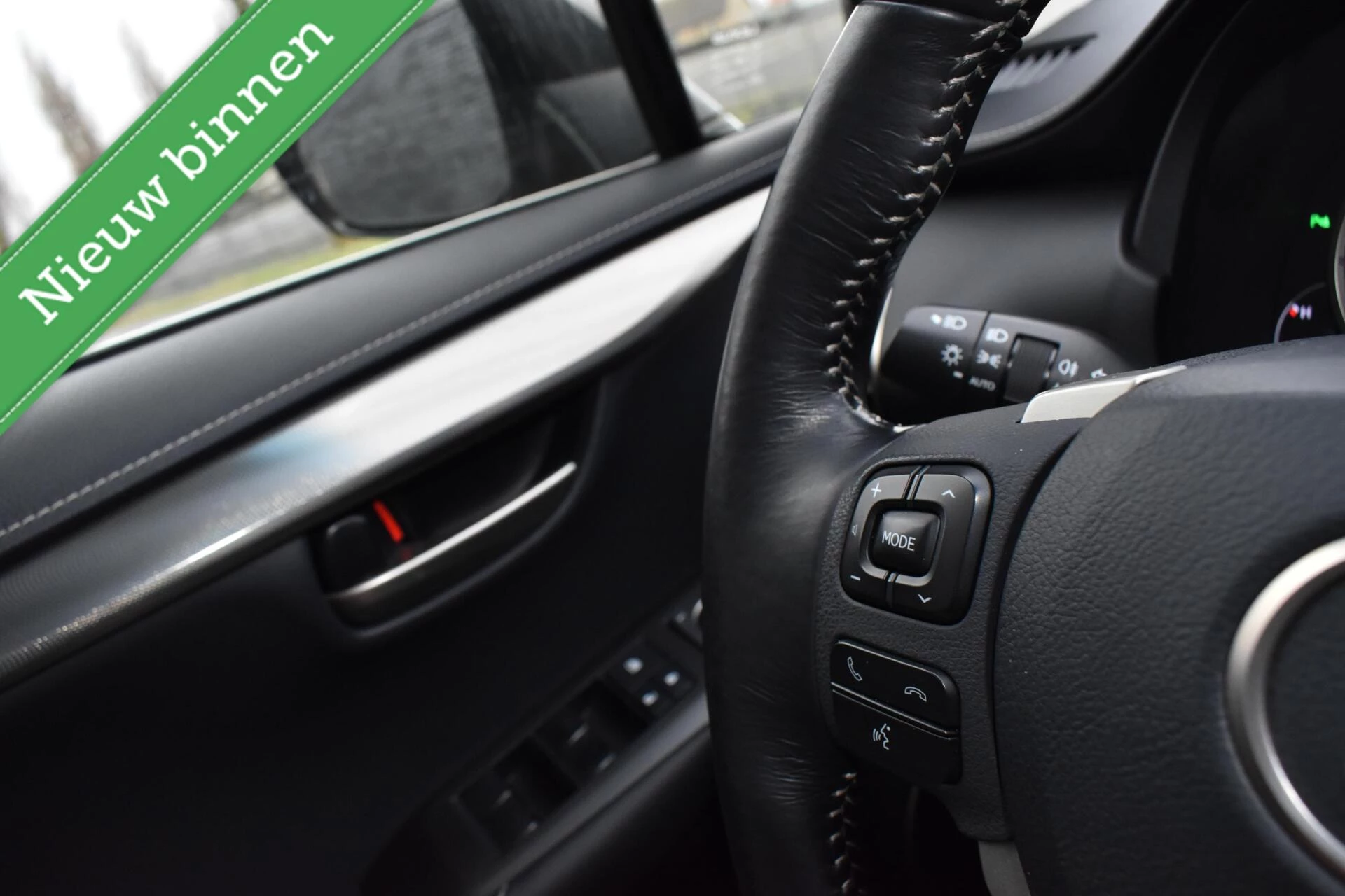 Hoofdafbeelding Lexus NX