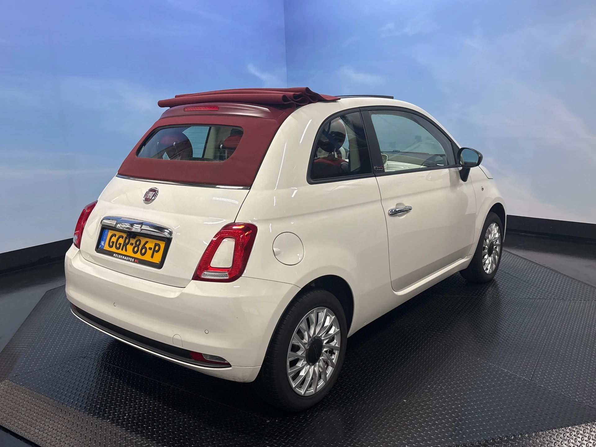 Hoofdafbeelding Fiat 500C