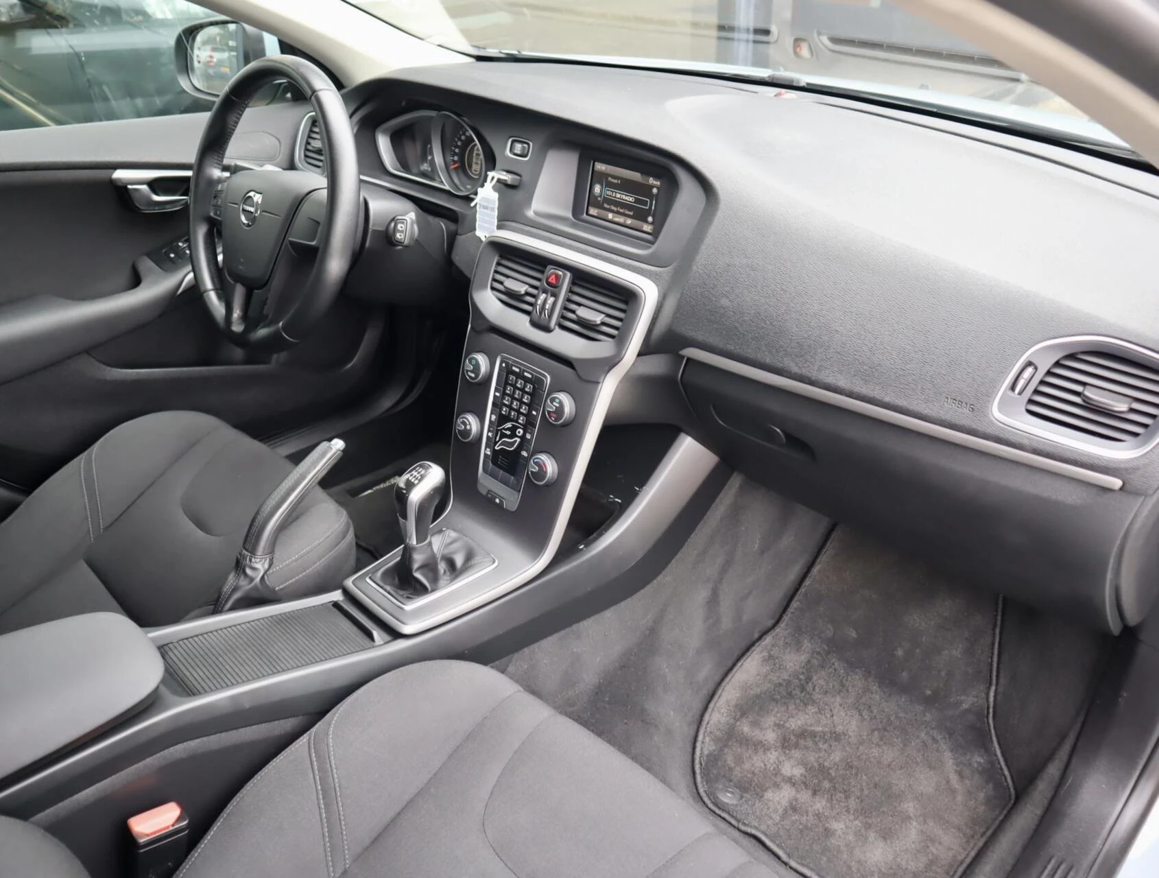 Hoofdafbeelding Volvo V40