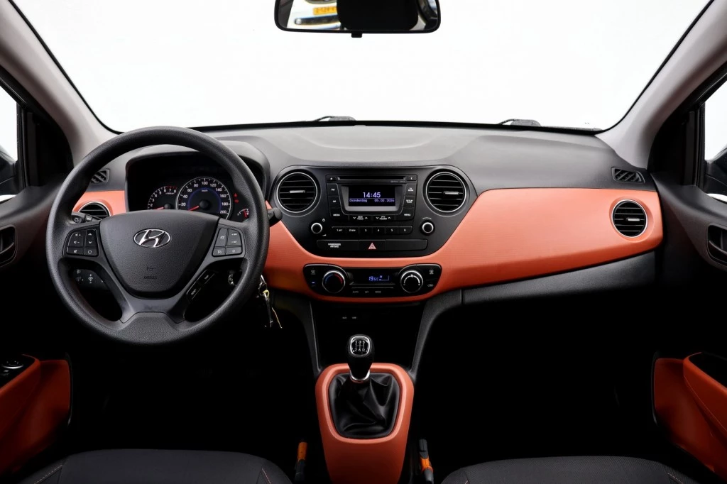 Hoofdafbeelding Hyundai i10