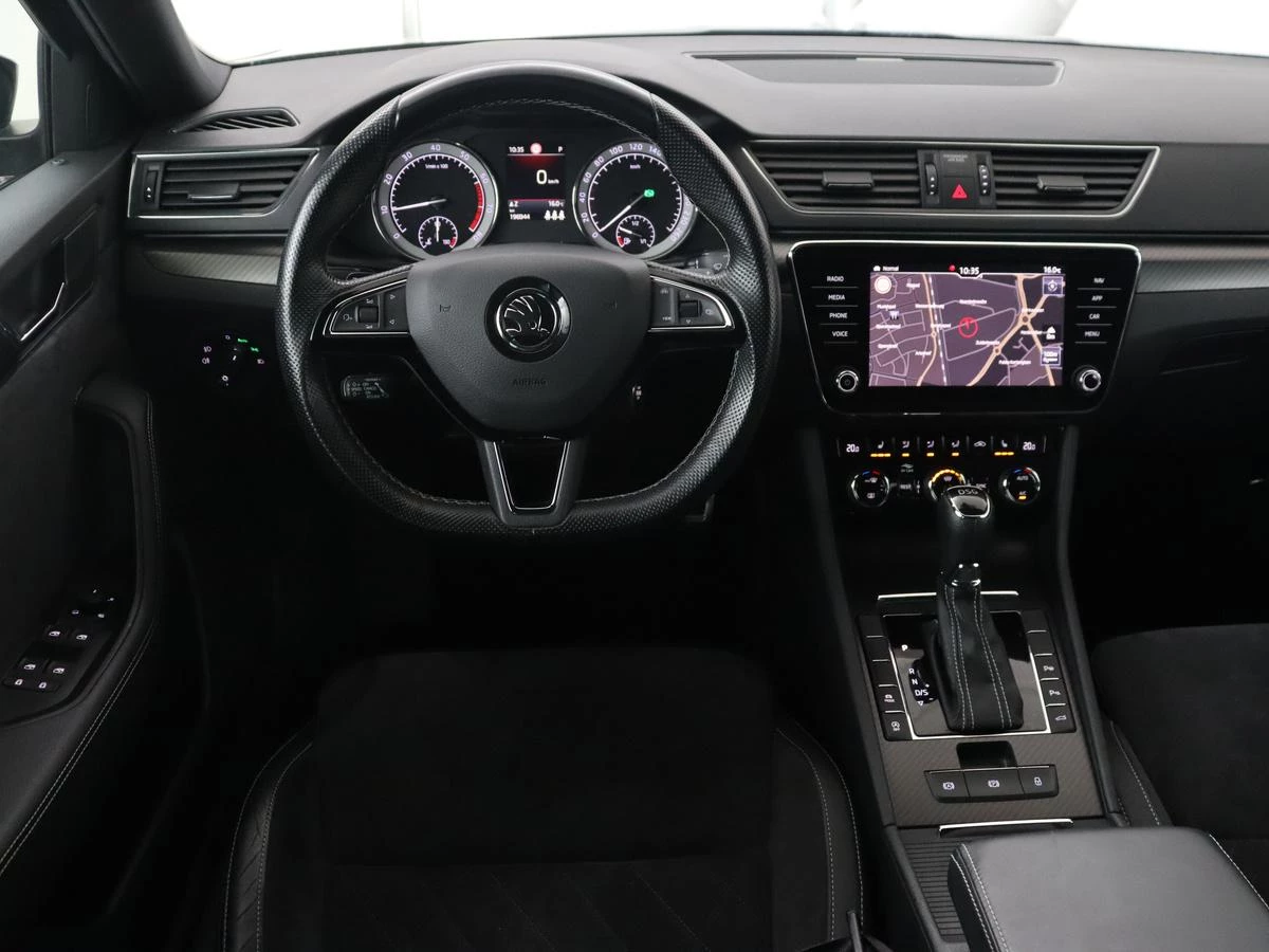 Hoofdafbeelding Škoda Superb