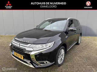 Hoofdafbeelding Mitsubishi Outlander Mitsubishi Outlander 2.4 PHEV Instyle trekhaak allseason banden