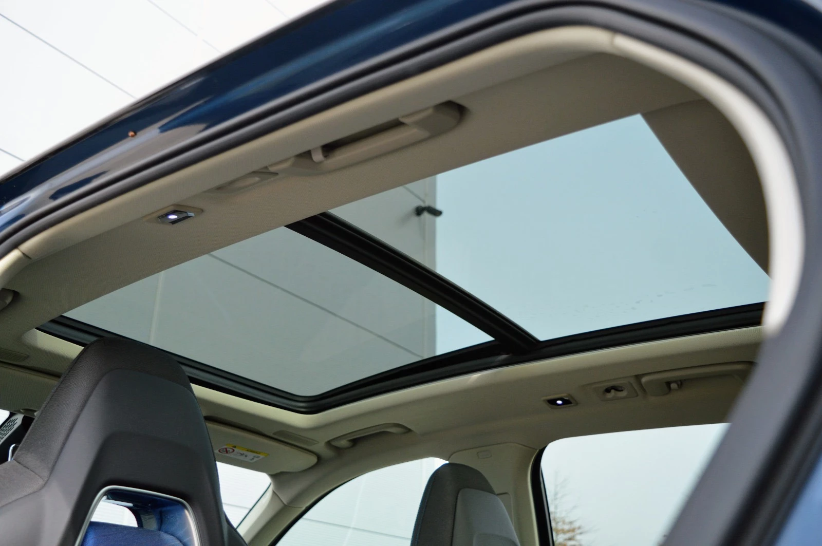 Hoofdafbeelding Lynk & Co 01