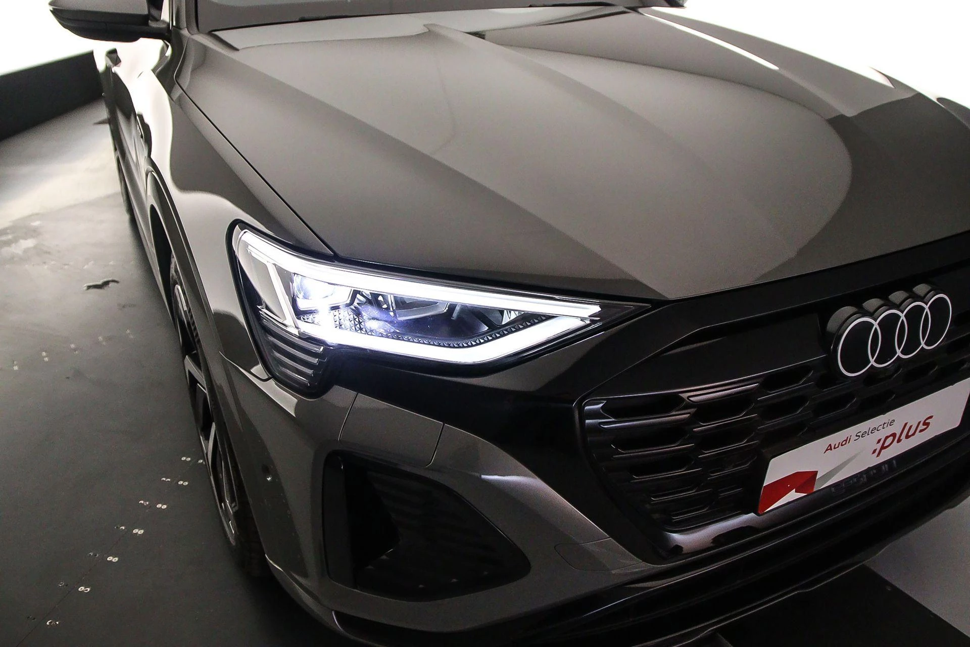 Hoofdafbeelding Audi Q8 Sportback e-tron