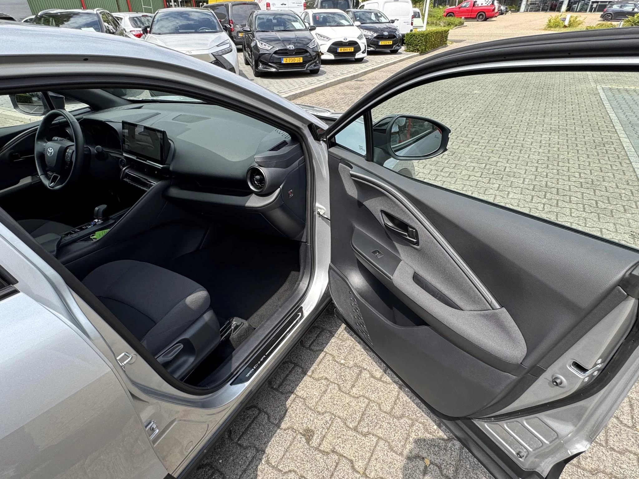 Hoofdafbeelding Toyota C-HR