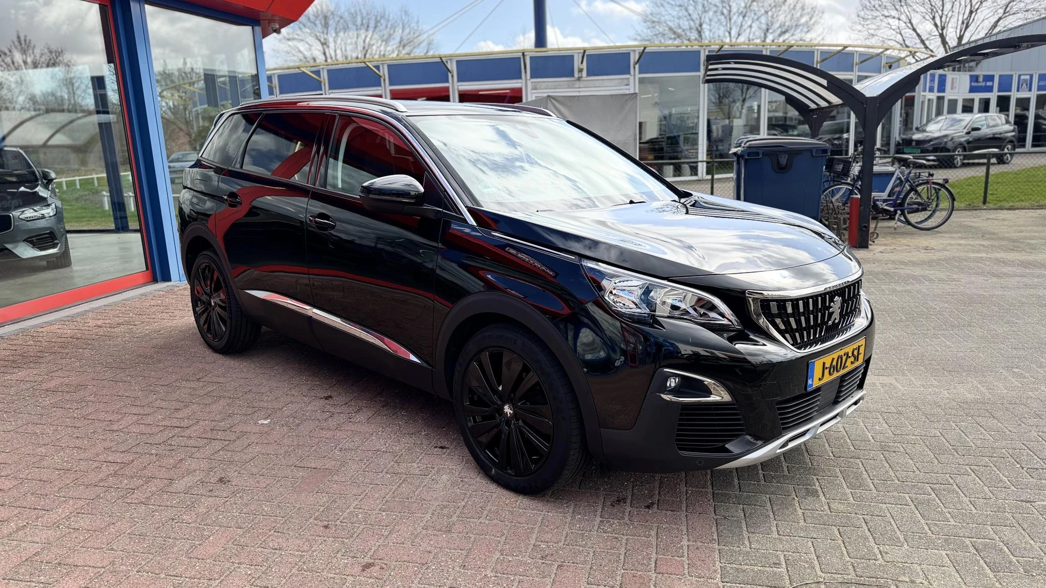 Hoofdafbeelding Peugeot 5008