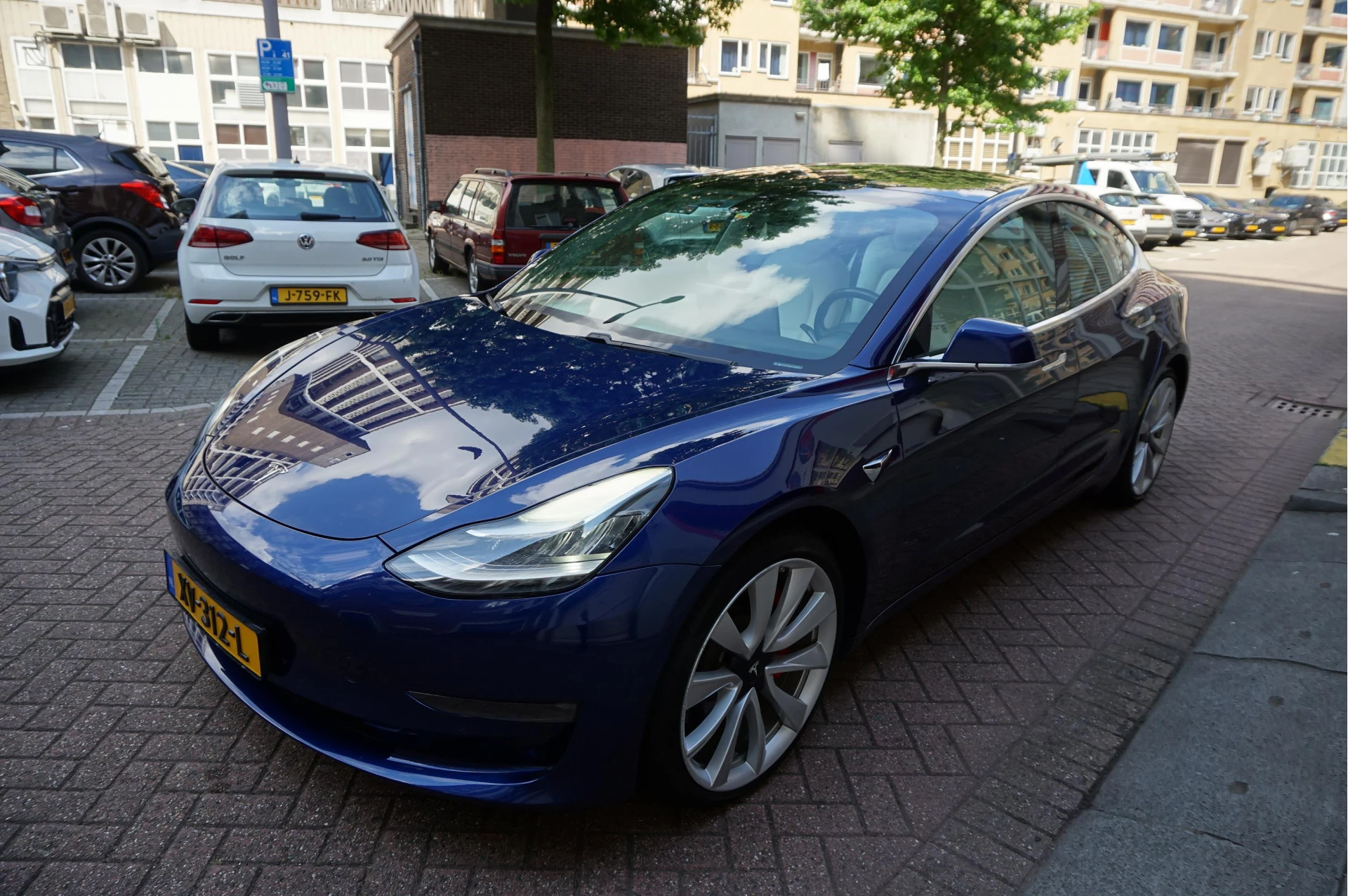 Hoofdafbeelding Tesla Model 3