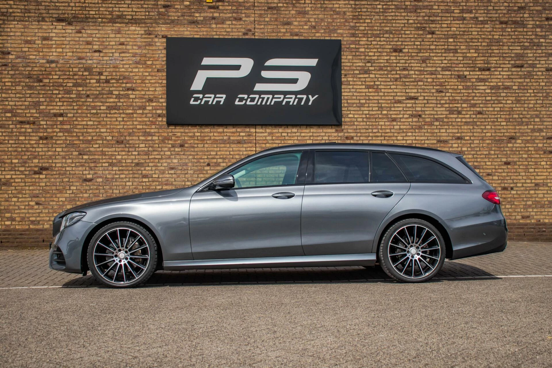 Hoofdafbeelding Mercedes-Benz E-Klasse
