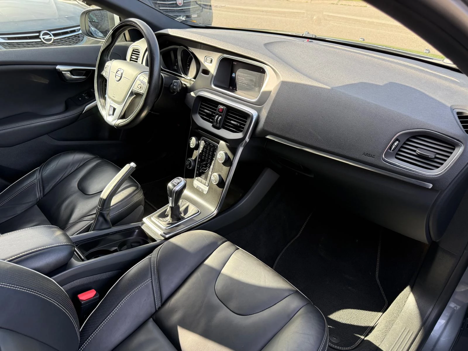 Hoofdafbeelding Volvo V40