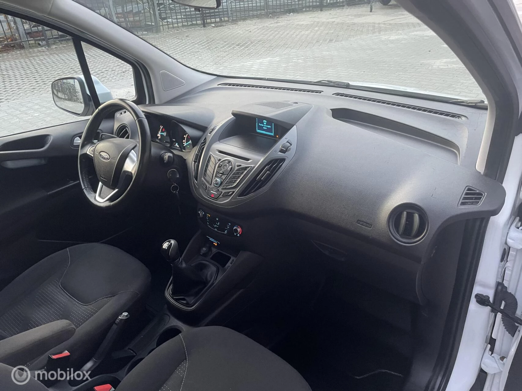 Hoofdafbeelding Ford Transit Courier