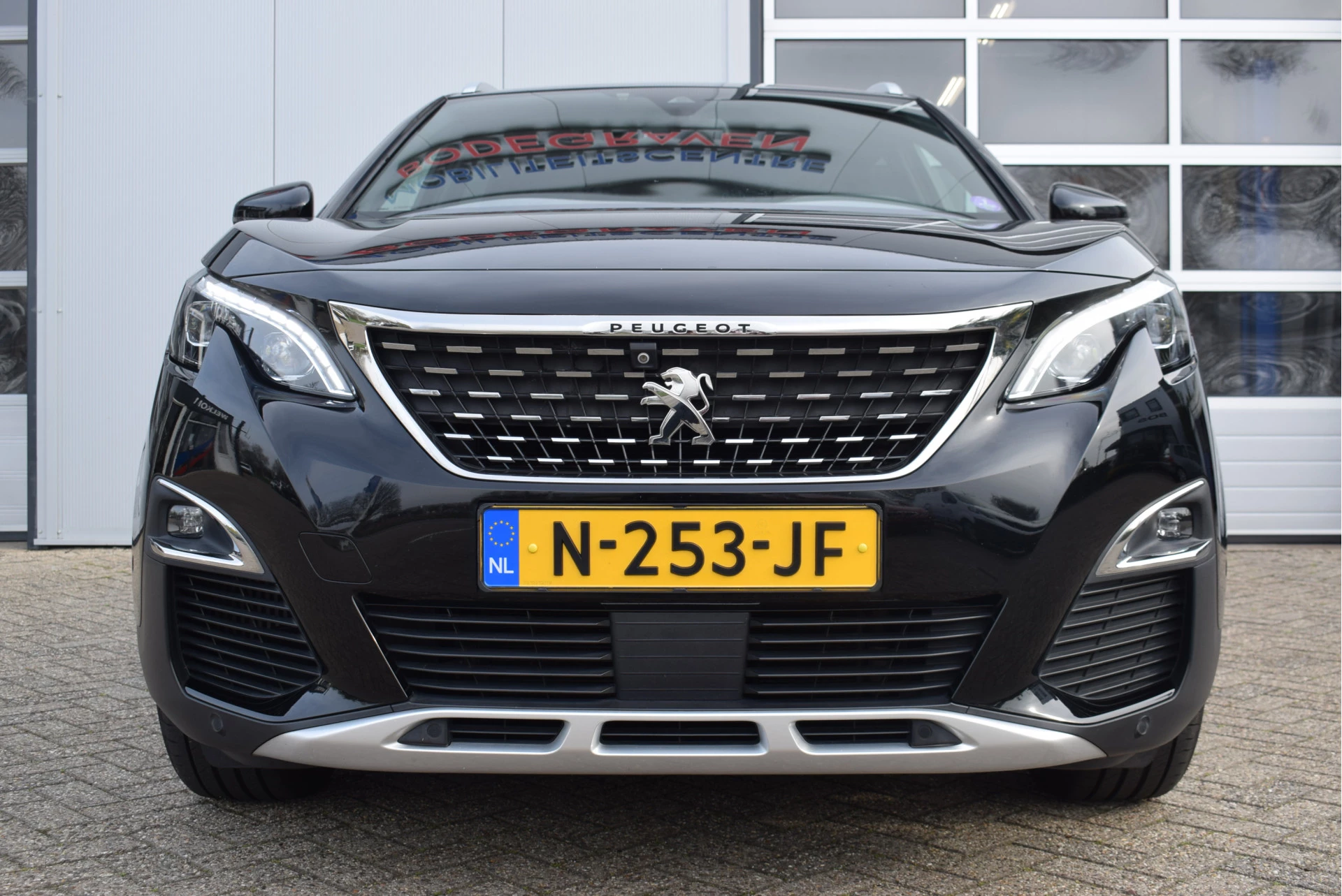 Hoofdafbeelding Peugeot 5008