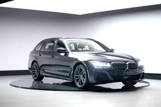 BMW 5-serie Touring 530e xDrive High Executive | M-Sport | Panoramadak | Assistant Professional | Head-Up | Harman Kardon |