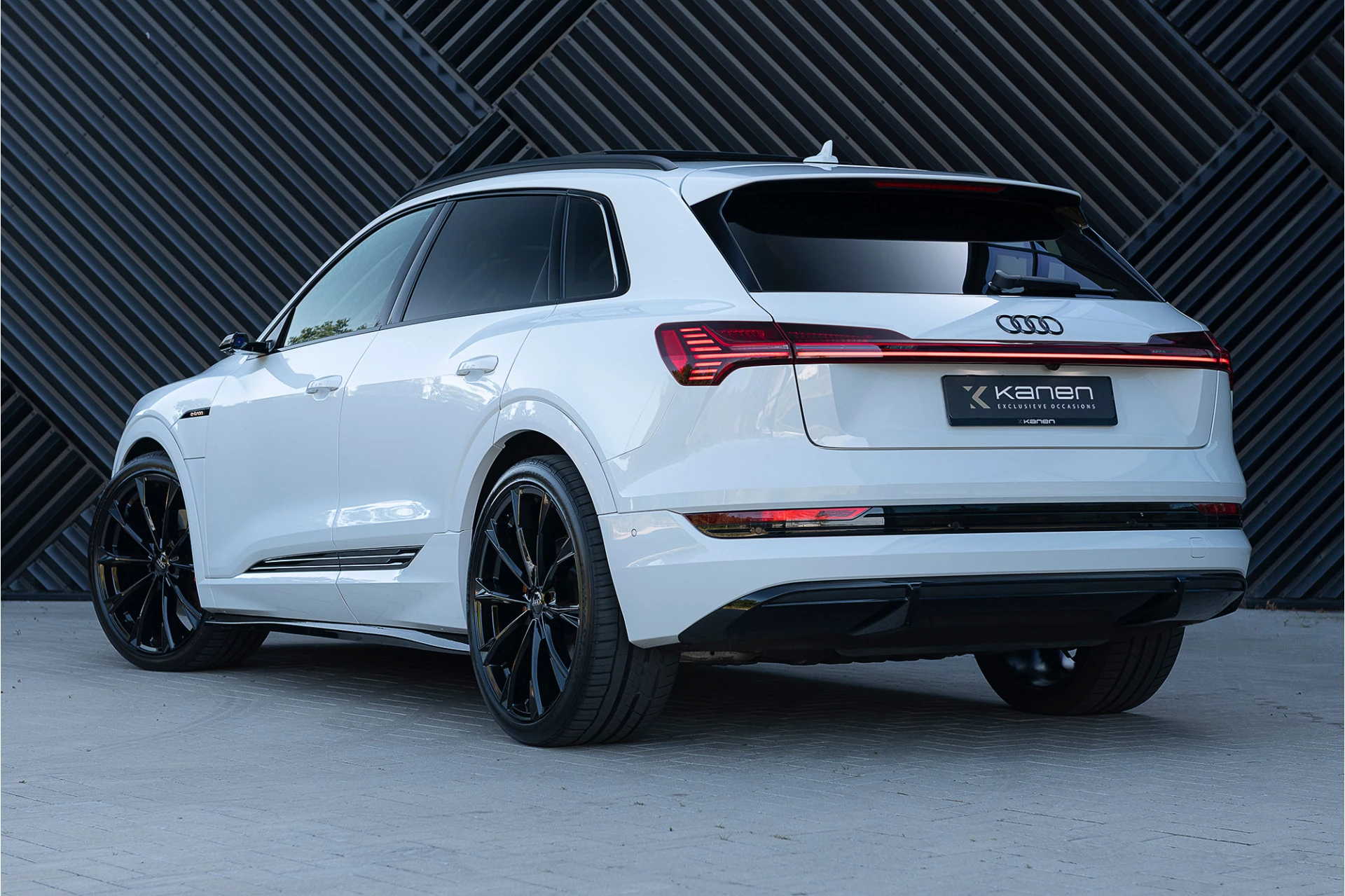 Hoofdafbeelding Audi e-tron