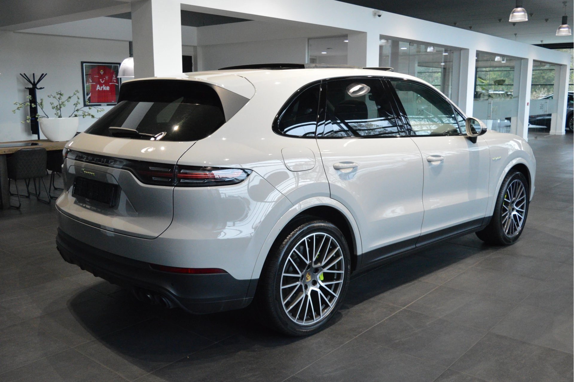 Hoofdafbeelding Porsche Cayenne