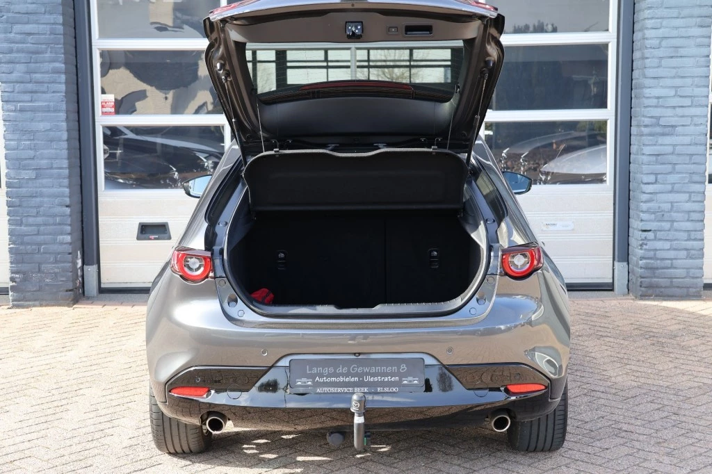 Hoofdafbeelding Mazda 3