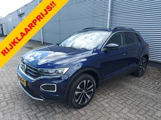 Volkswagen T-Roc 1.5 TSI Style Automaat, airco, cruisecontrol,apple carplay/android,achteruitrijcamera,stoelverwarming,parkeersensoren,