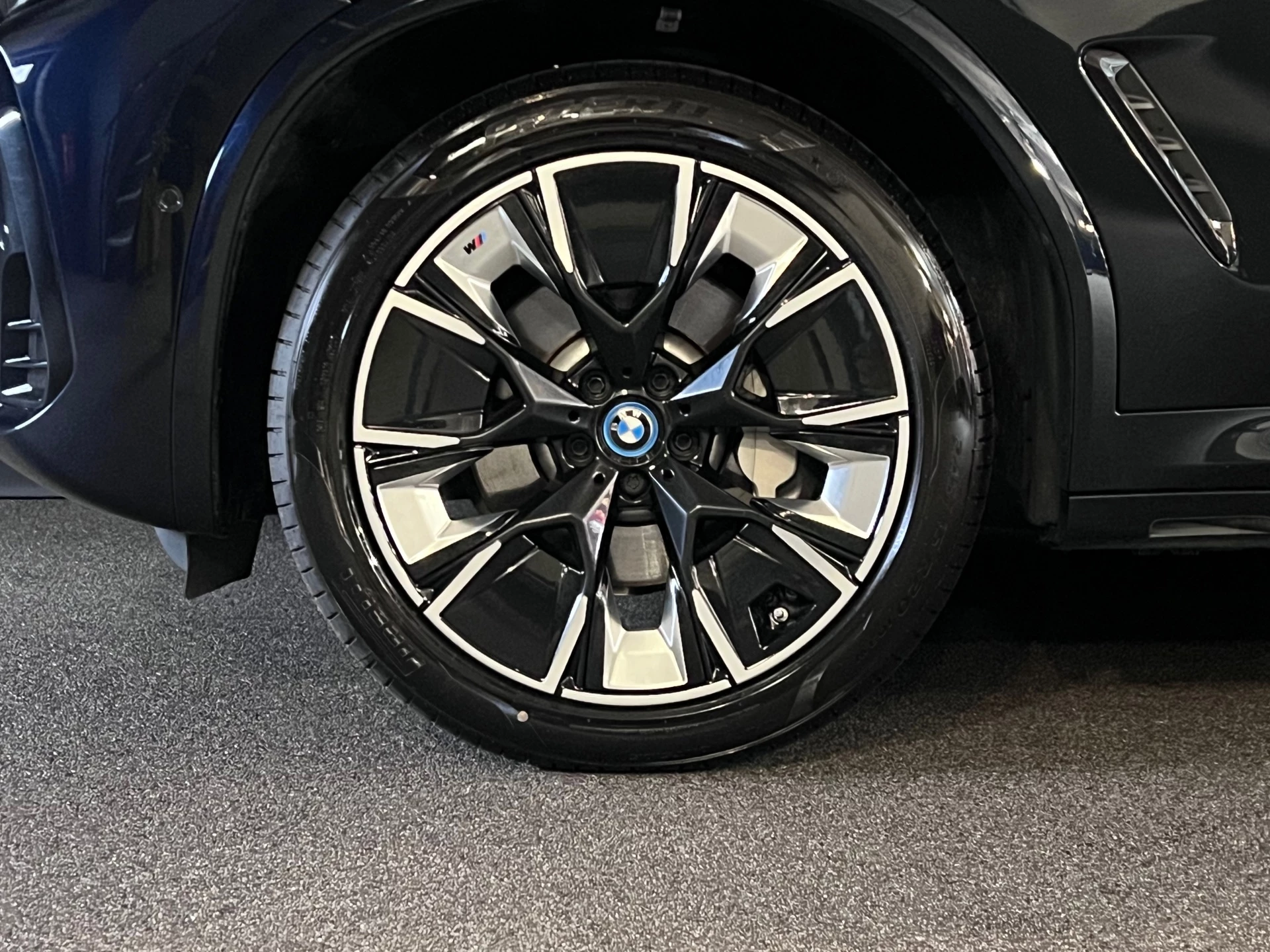 Hoofdafbeelding BMW iX3