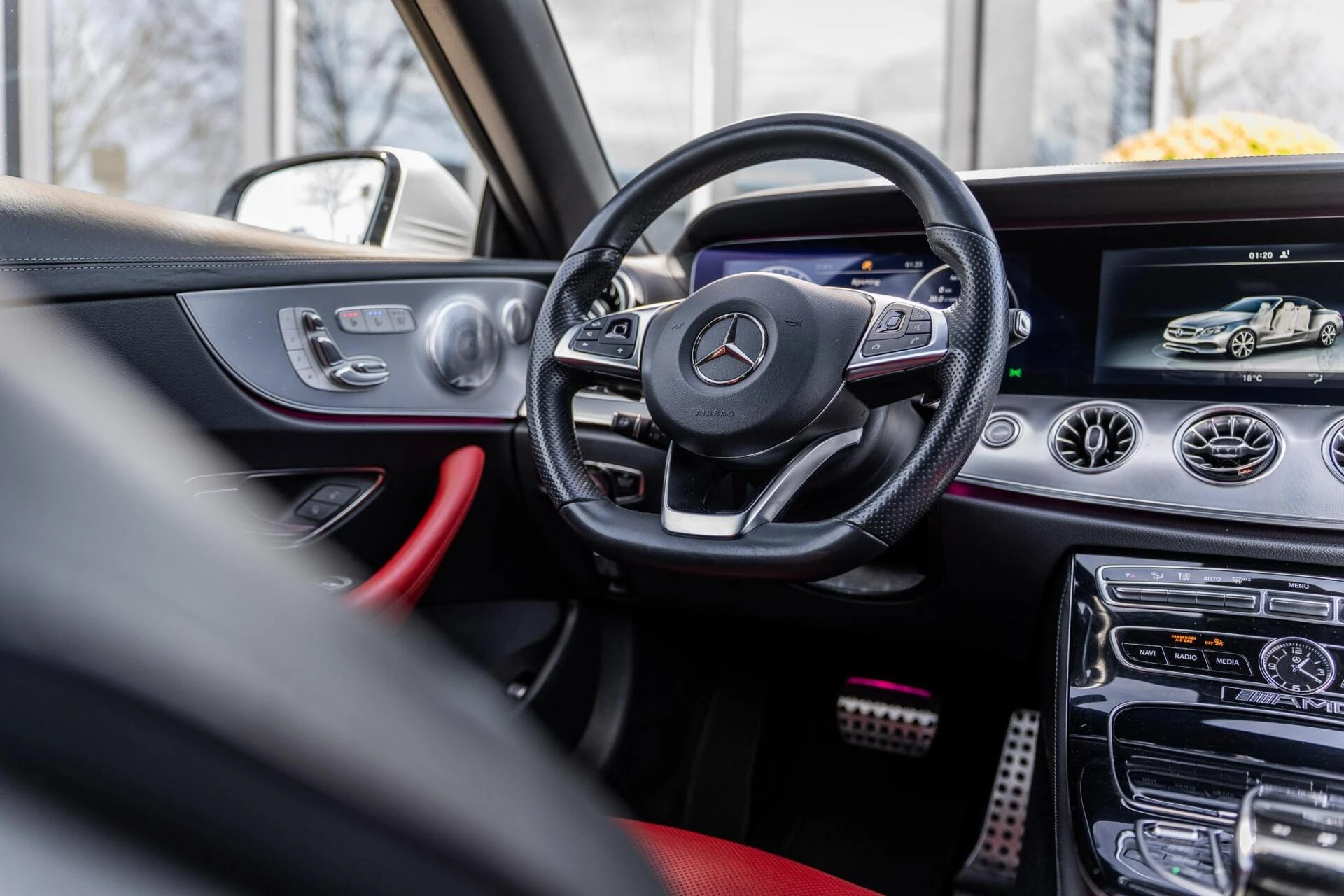 Hoofdafbeelding Mercedes-Benz E-Klasse