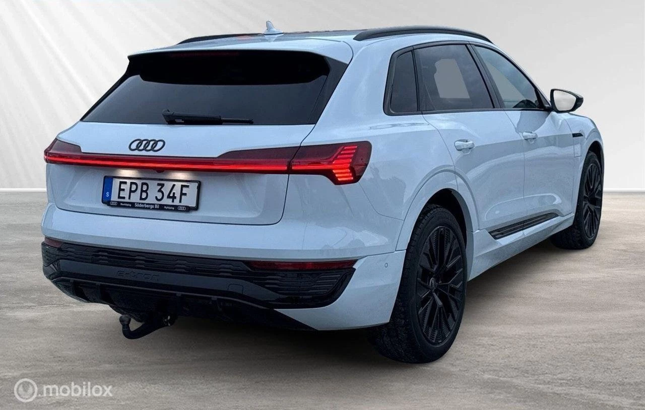 Hoofdafbeelding Audi Q8 e-tron