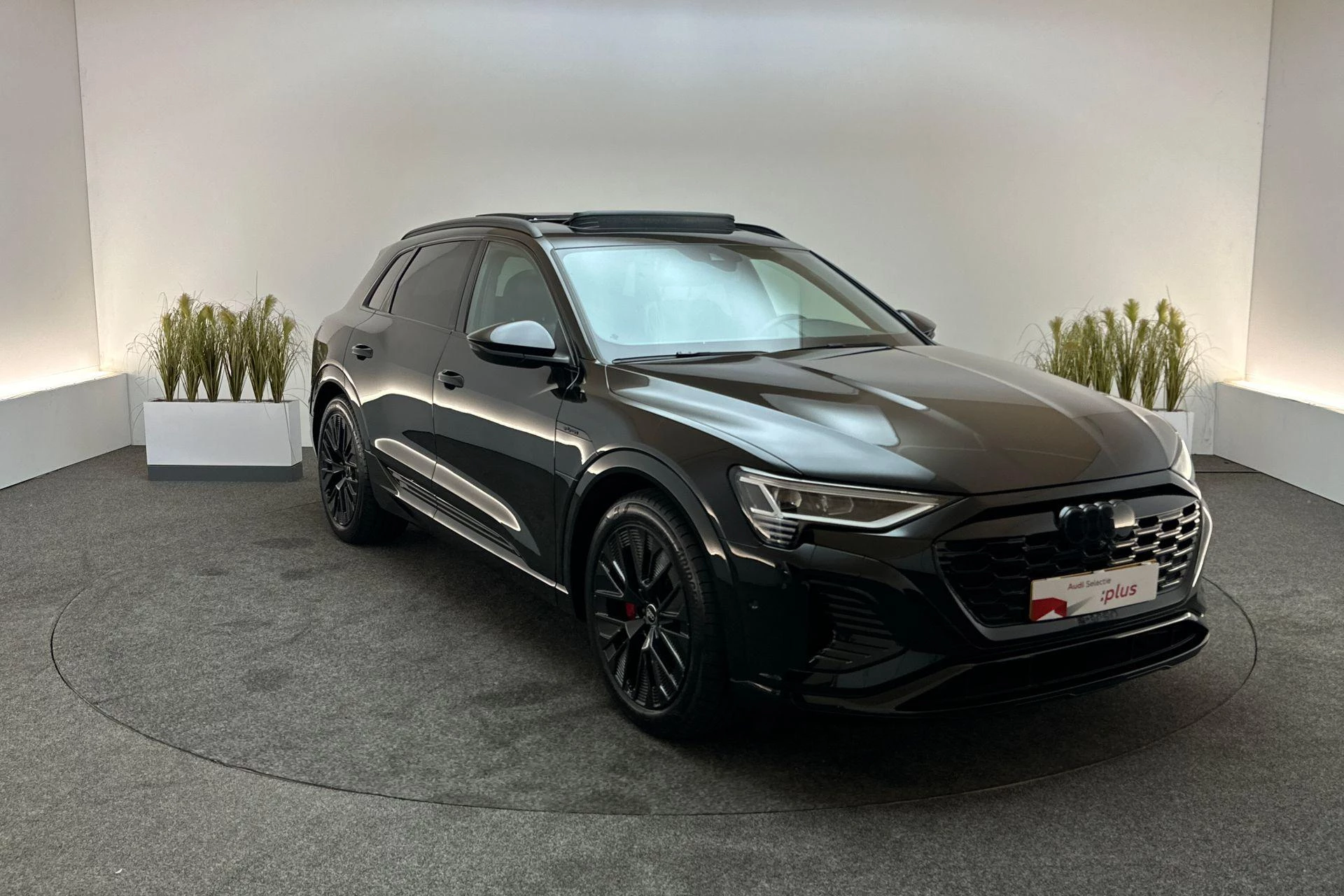 Hoofdafbeelding Audi Q8 e-tron
