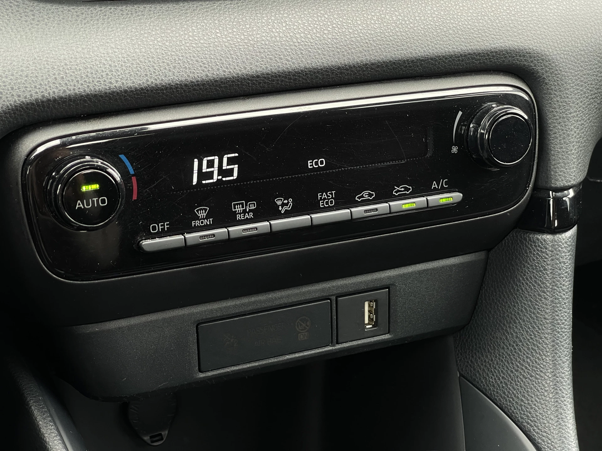 Hoofdafbeelding Mazda 2 Hybrid