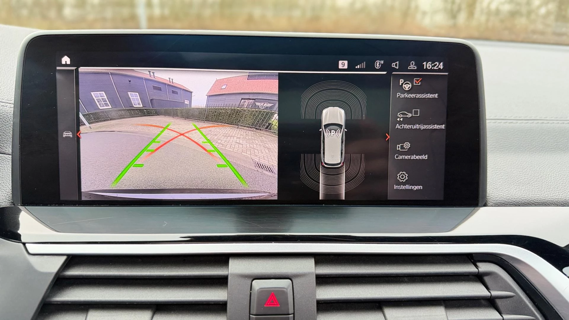 Hoofdafbeelding BMW iX3