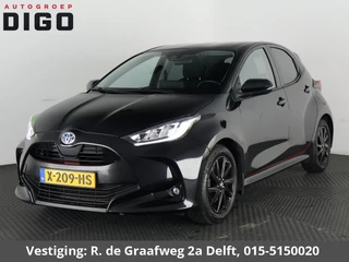 Toyota Yaris 1.5 Hybrid Black Edition | Apple Carplay & AndroidAUTO | Stoelverwarming | Camera | Privacy Glass |