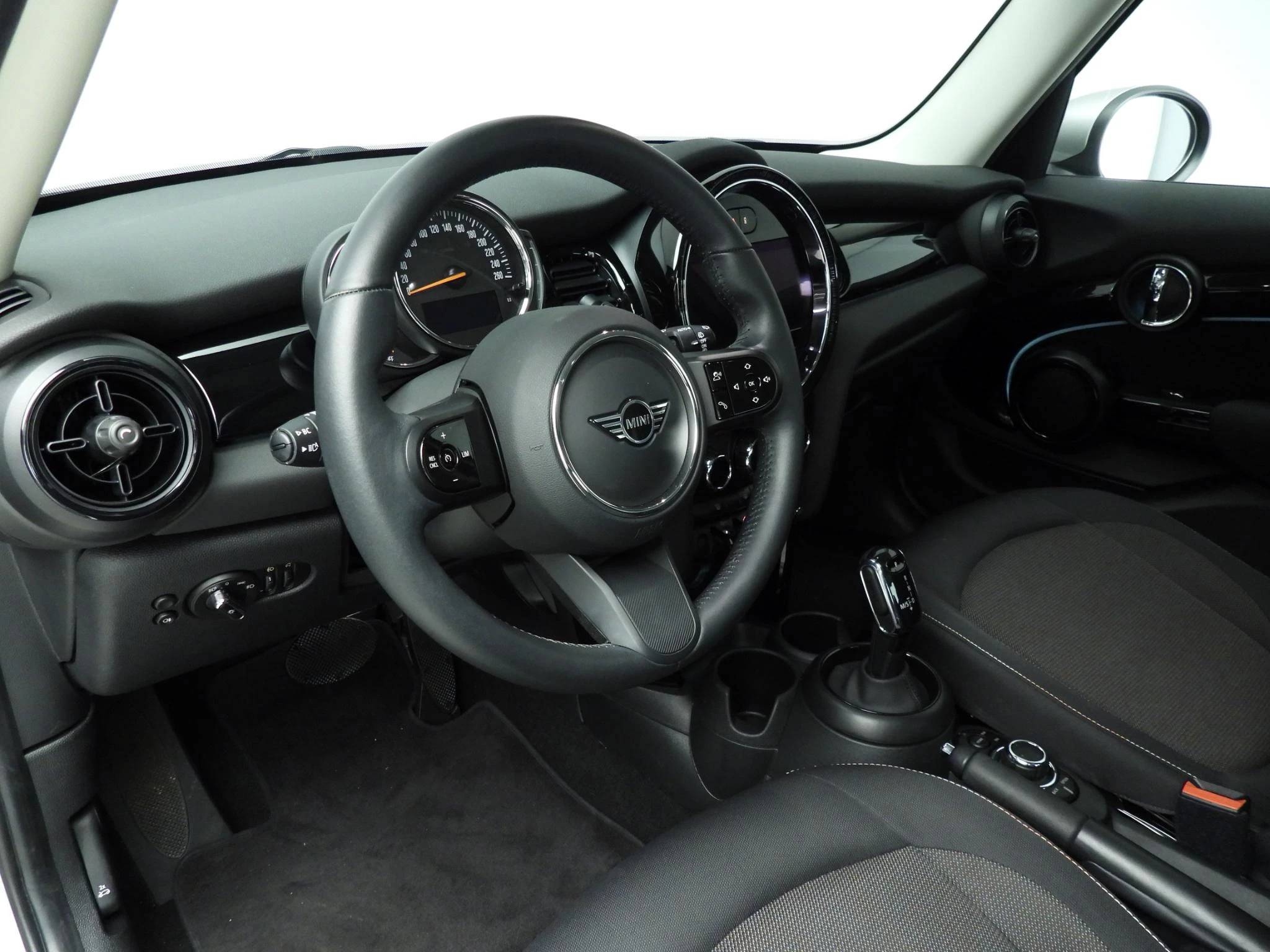 Hoofdafbeelding MINI 5-deurs