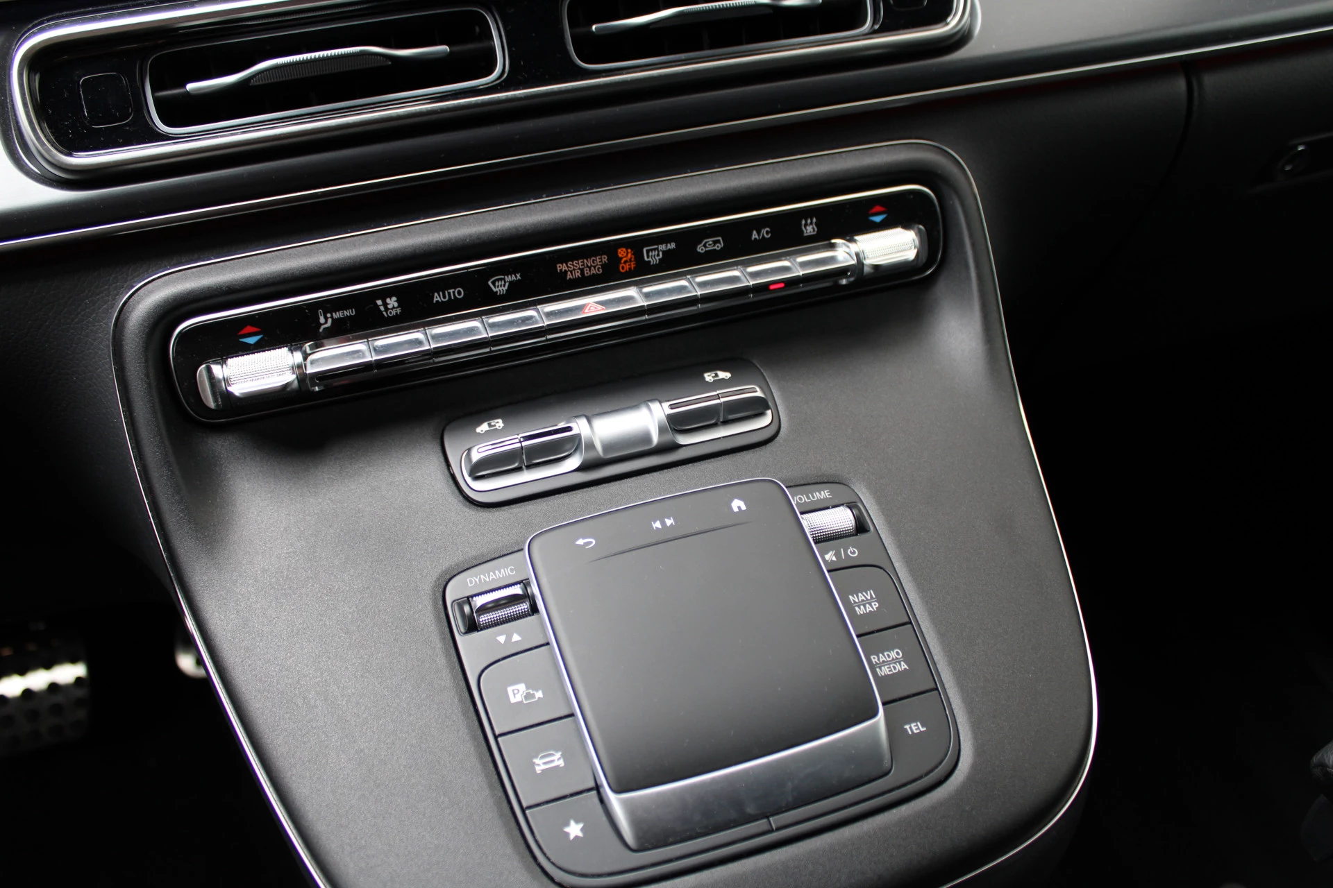 Hoofdafbeelding Mercedes-Benz EQV