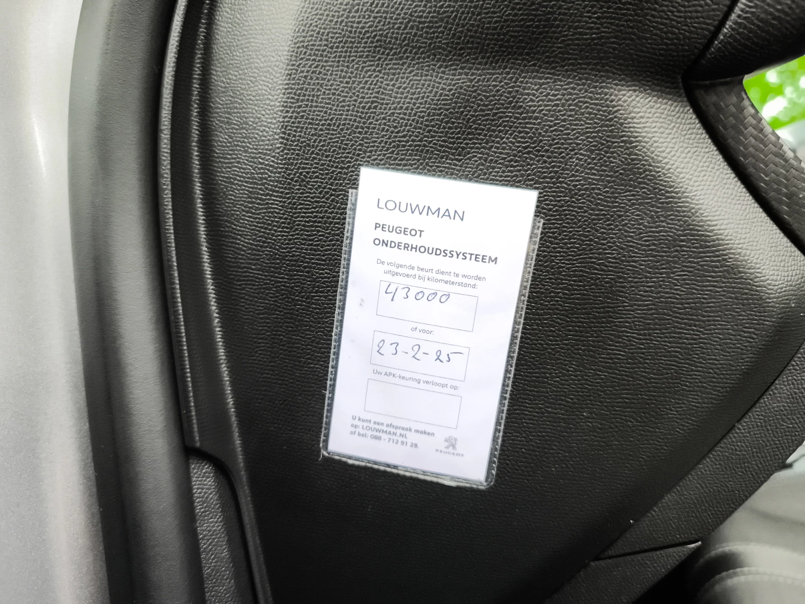 Hoofdafbeelding Peugeot e-208