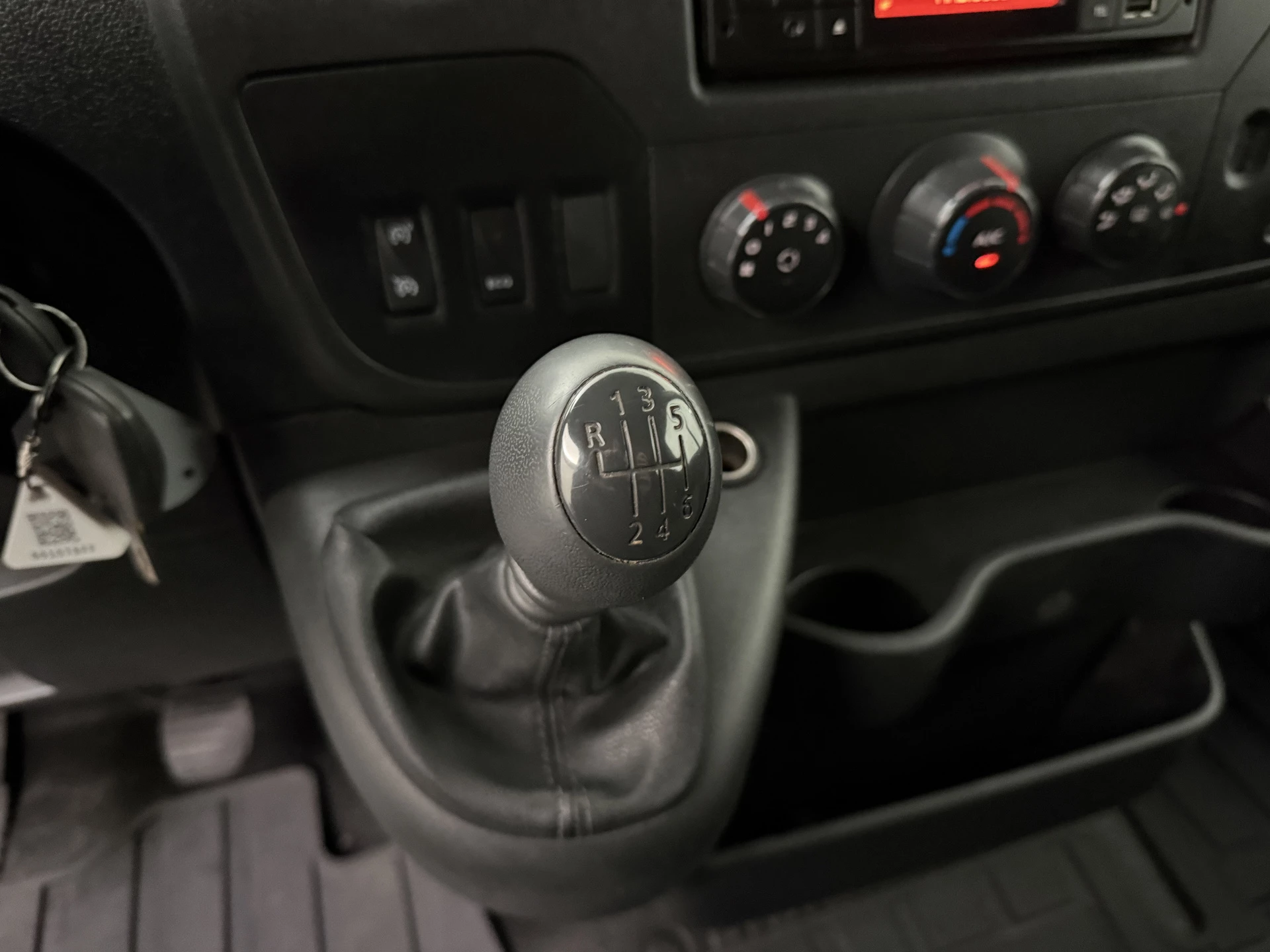 Hoofdafbeelding Nissan NV400