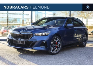 BMW 5 Serie Touring 530e High Executive M Sport Automaat / Panoramadak / Trekhaak / Bowers & Wilkins / Adaptieve LED / Parking Assistant Plus / Stuurverwarming