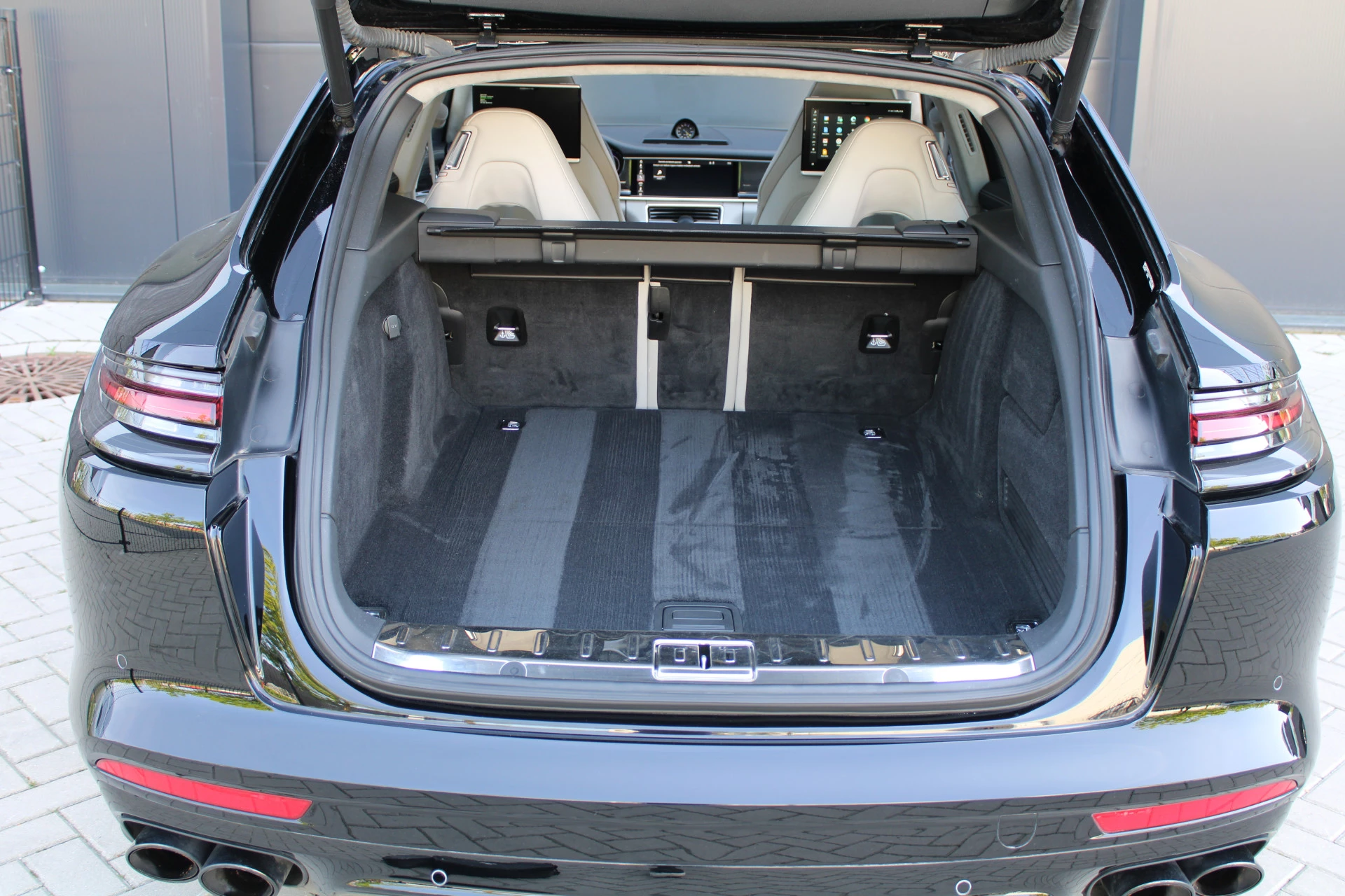 Hoofdafbeelding Porsche Panamera