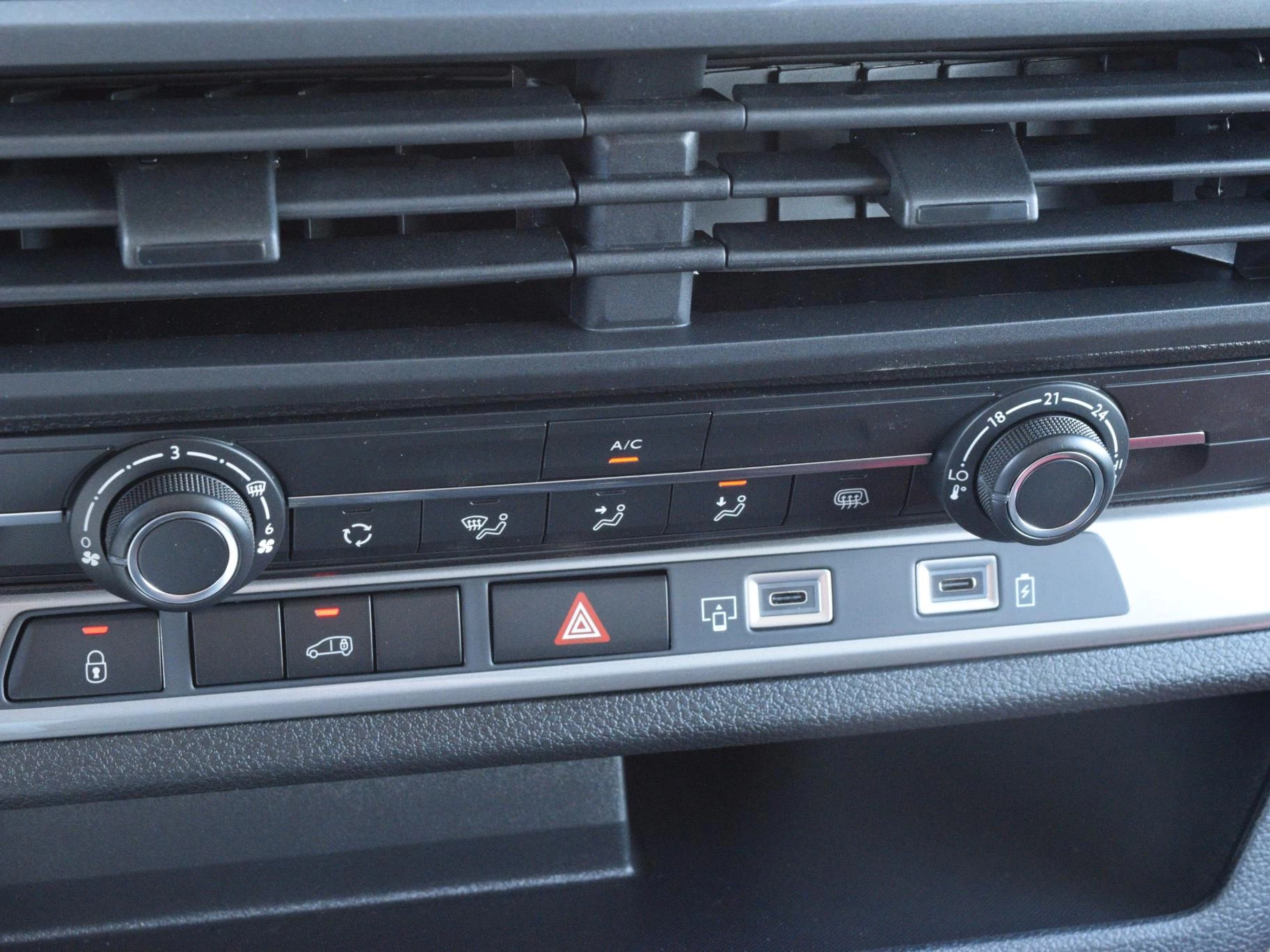 Hoofdafbeelding Opel Vivaro-e