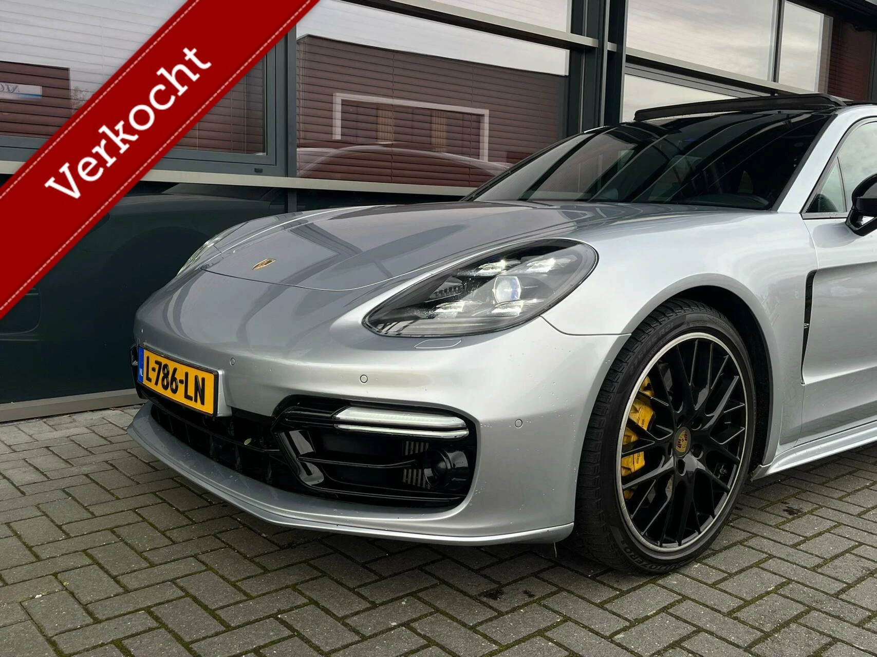 Hoofdafbeelding Porsche Panamera