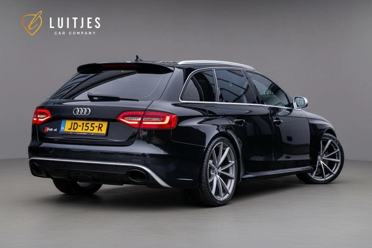 Hoofdafbeelding Audi A4