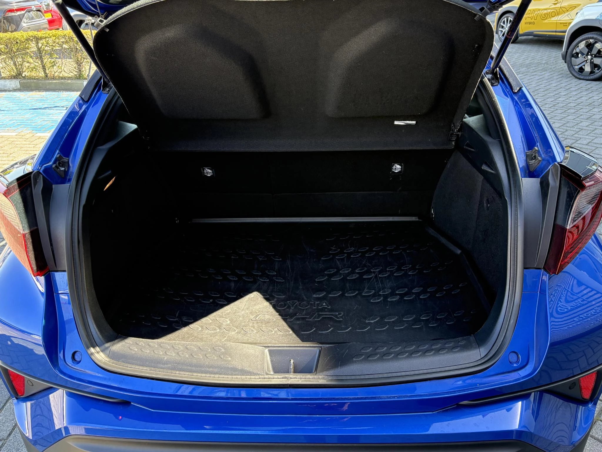 Hoofdafbeelding Toyota C-HR